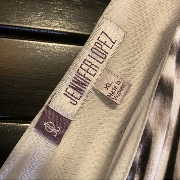 Jennifer Lopez Into the Wild Moody Zebra Maxi - Picture 5 of 12